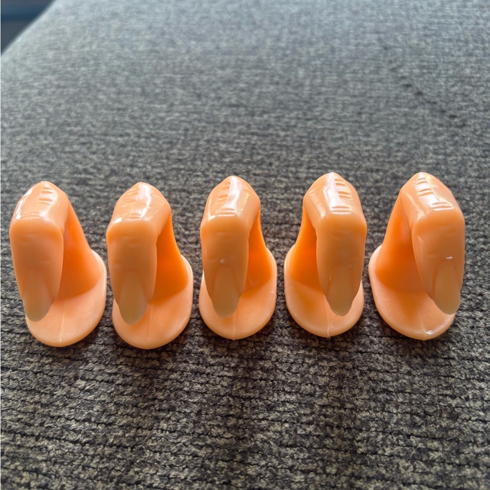 Set of 5 Practice Nail Fingers